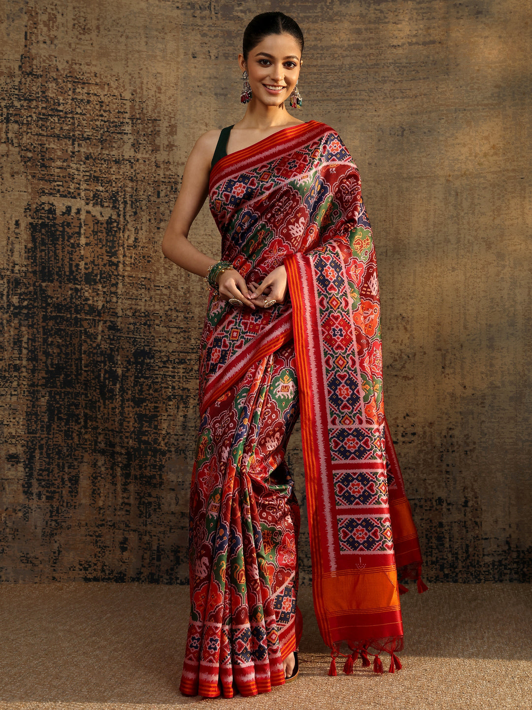 Multi Printed Silk Saree With Unstitched Blouse Piece