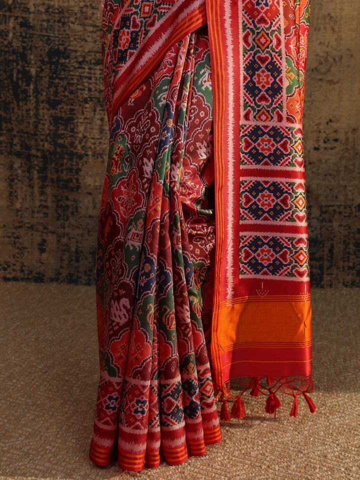 Multi Printed Silk Saree With Unstitched Blouse Piece