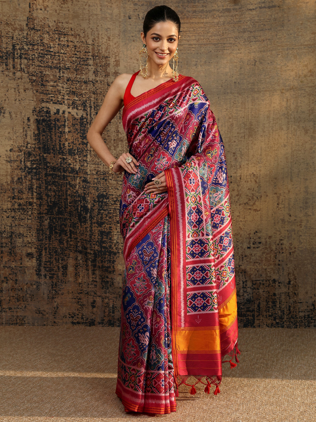 Multi Printed Silk Saree With Unstitched Blouse Piece