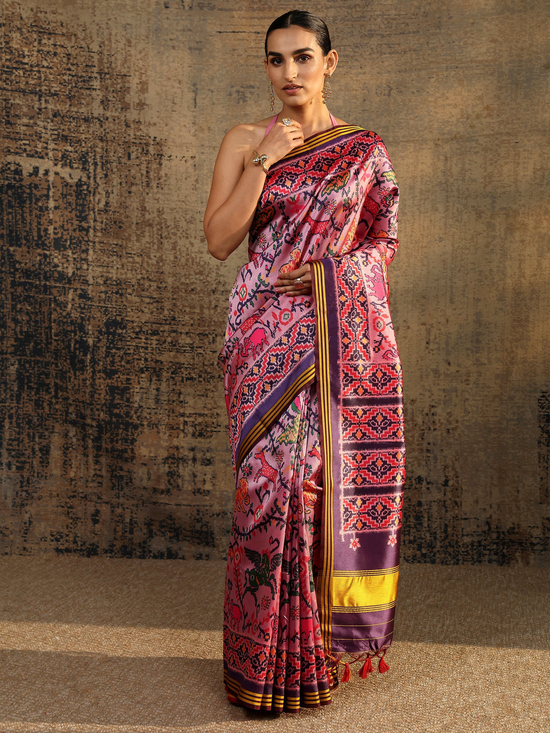 Lavender Abstract Printed Silk Saree With Unstitched Blouse Piece