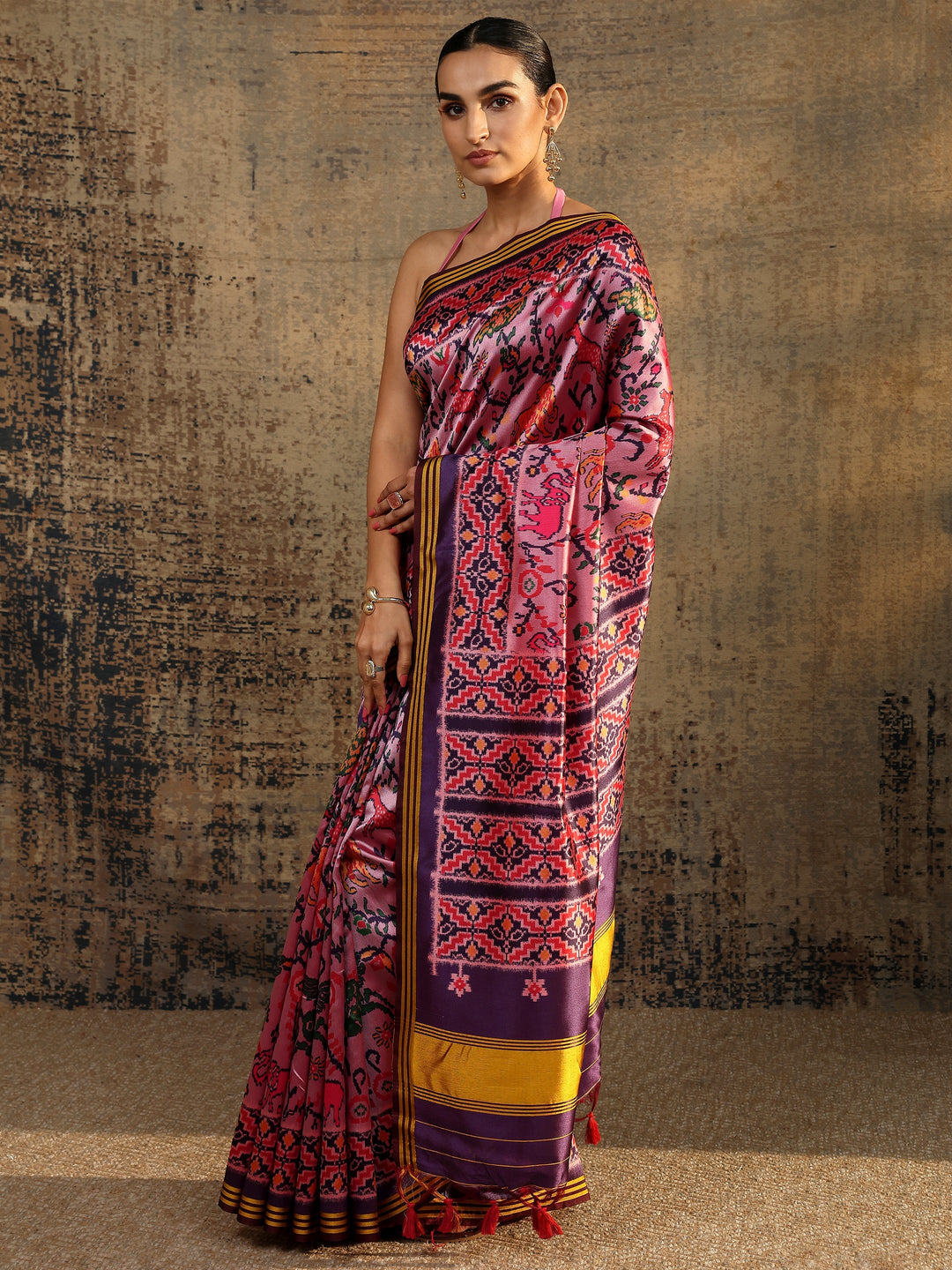 Lavender Abstract Printed Silk Saree With Unstitched Blouse Piece