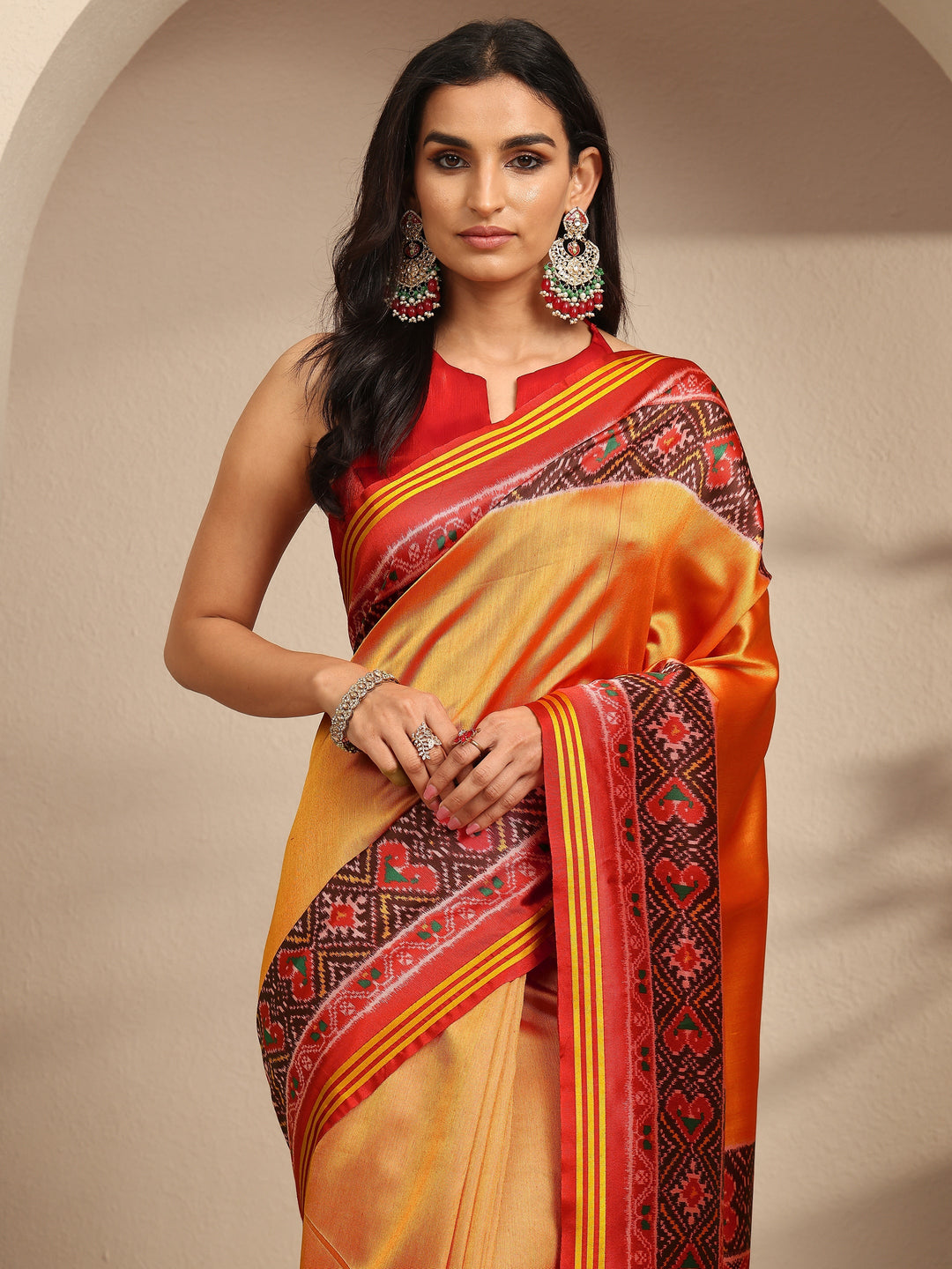 Mustard Solid Silk Saree With Unstitched Blouse Piece