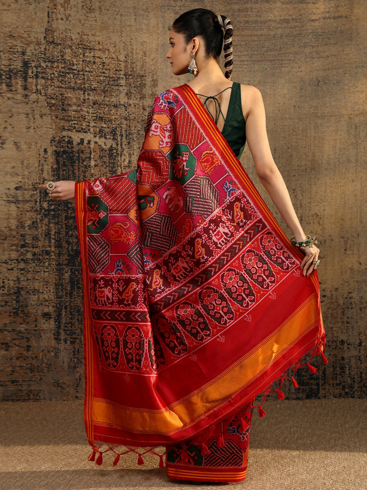 Multi Printed Silk Saree With Unstitched Blouse Piece