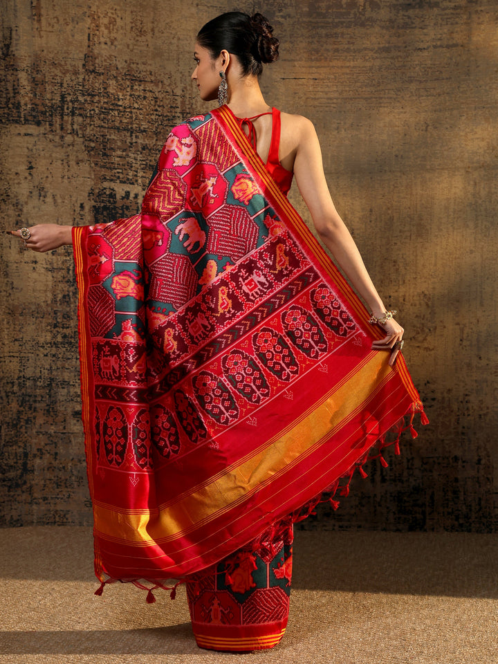 Multi Printed Silk Saree With Unstitched Blouse Piece