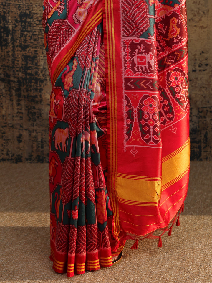 Multi Printed Silk Saree With Unstitched Blouse Piece