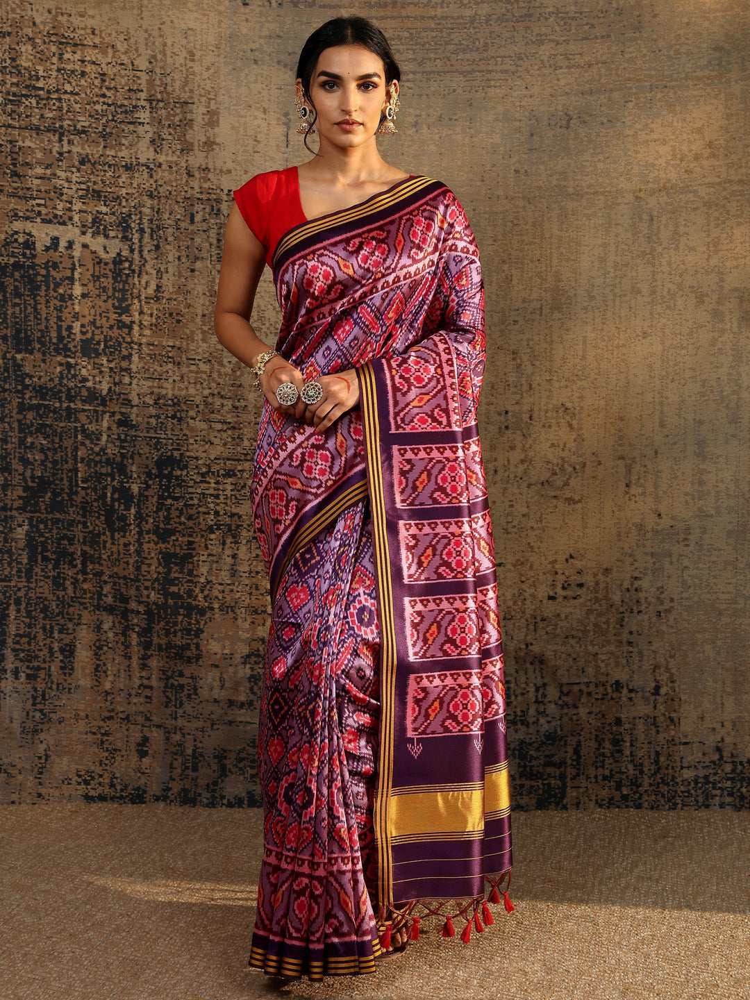 Purple Printed Silk Saree With Unstitched Blouse Piece