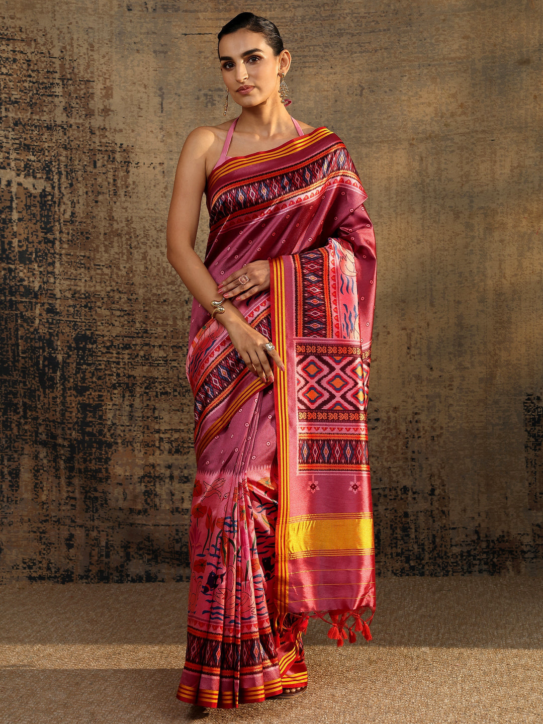 Pink Printed Silk Saree With Unstitched Blouse Piece