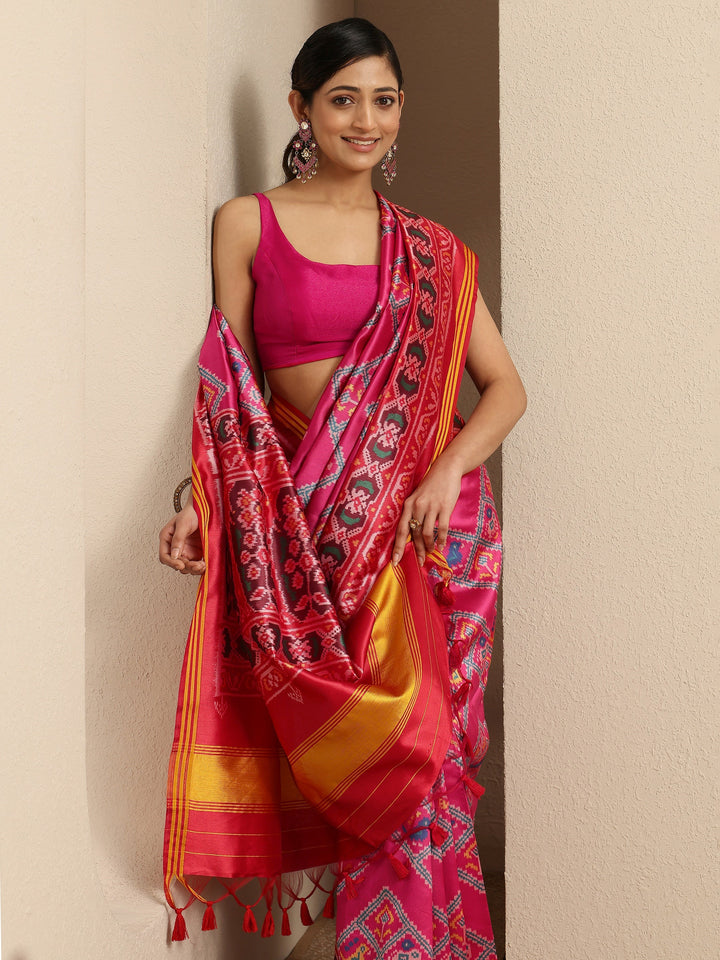 Pink Printed Silk Saree With Unstitched Blouse Piece