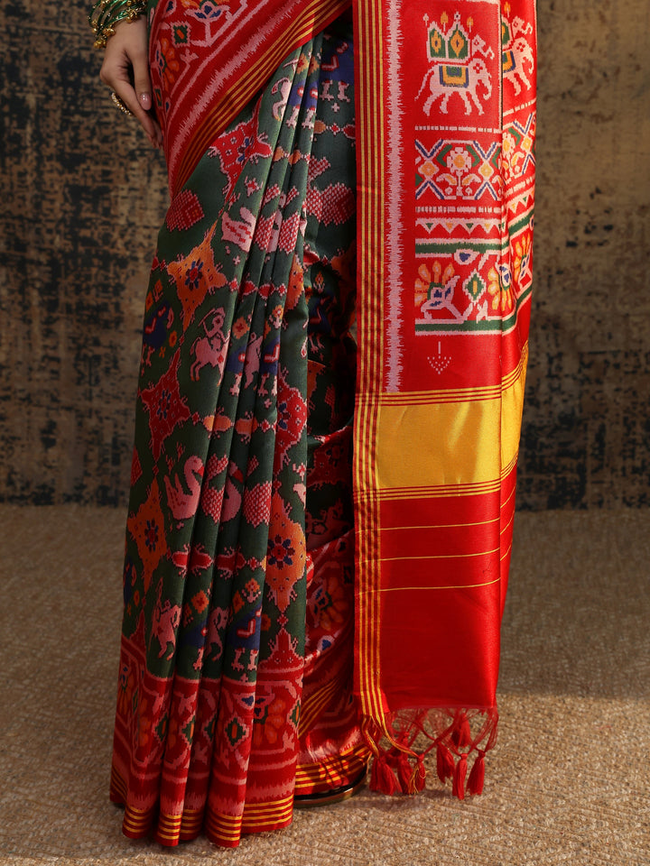 Multi Printed Silk Saree With Unstitched Blouse Piece