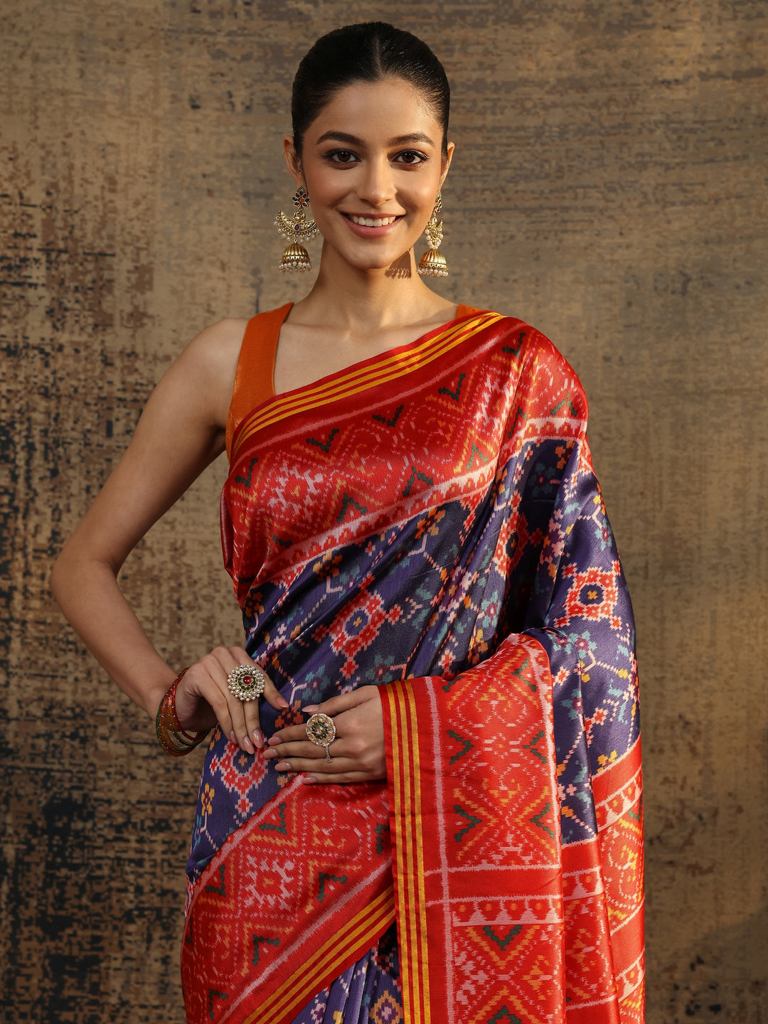 Blue Printed Silk Saree With Unstitched Blouse Piece