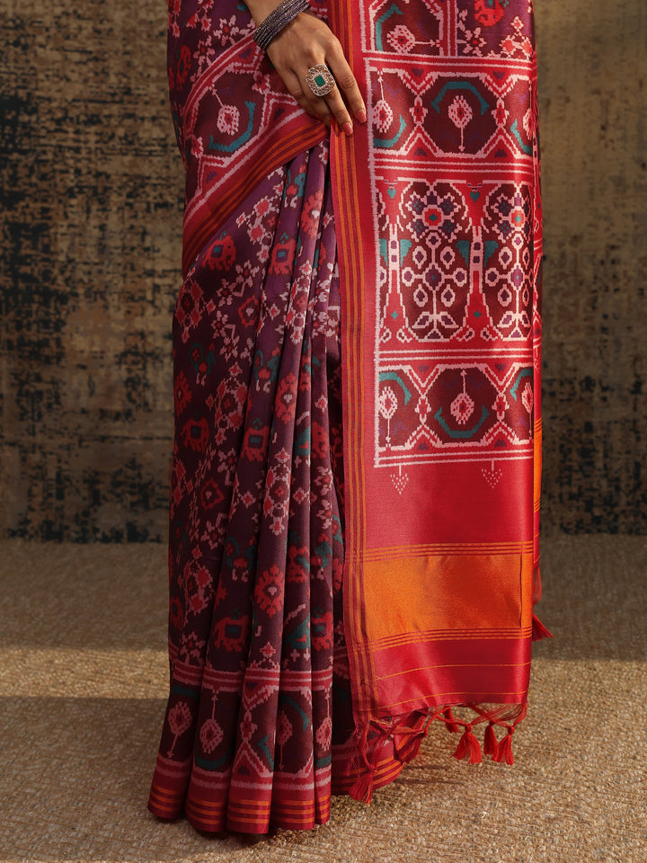 Purple Printed Silk Saree With Unstitched Blouse Piece