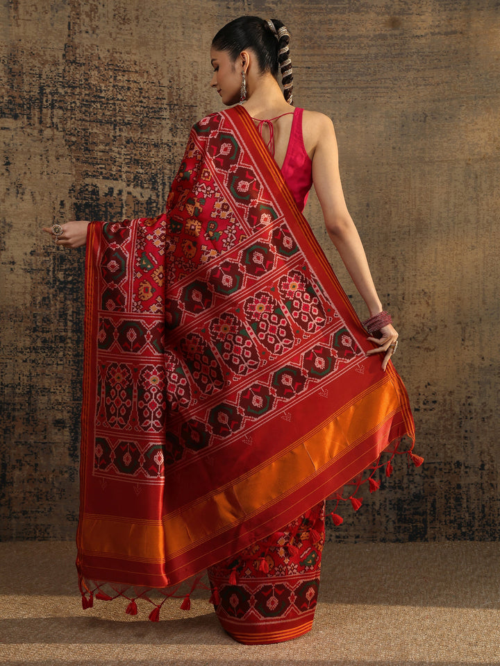 Pink Printed Silk Saree With Unstitched Blouse Piece