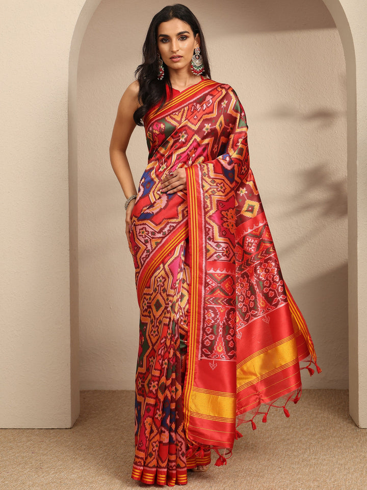 Multi Printed Silk Saree With Unstitched Blouse Piece