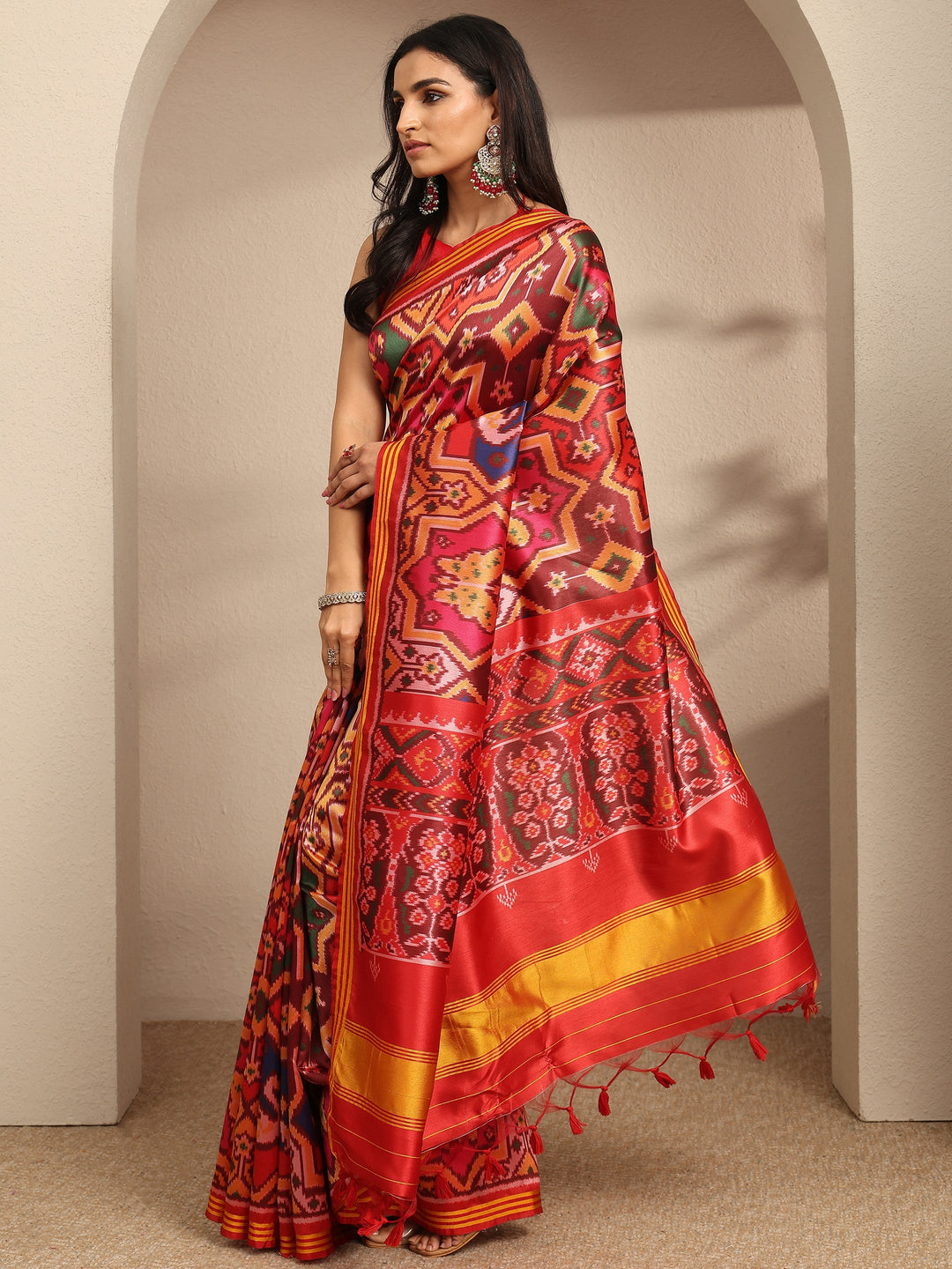 Multi Printed Silk Saree With Unstitched Blouse Piece