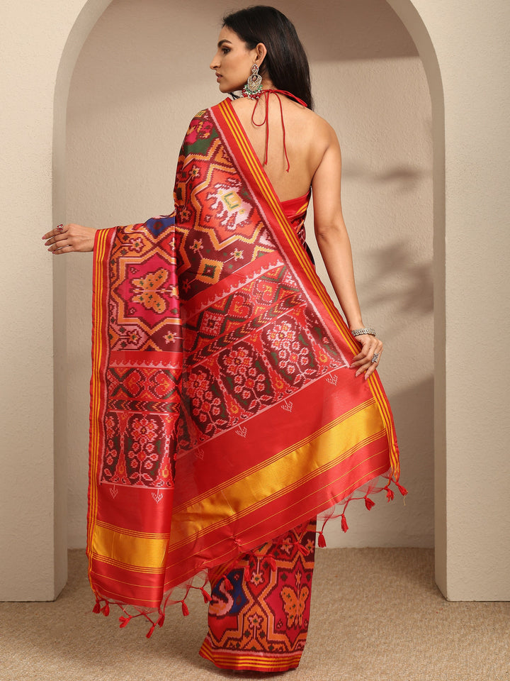 Multi Printed Silk Saree With Unstitched Blouse Piece