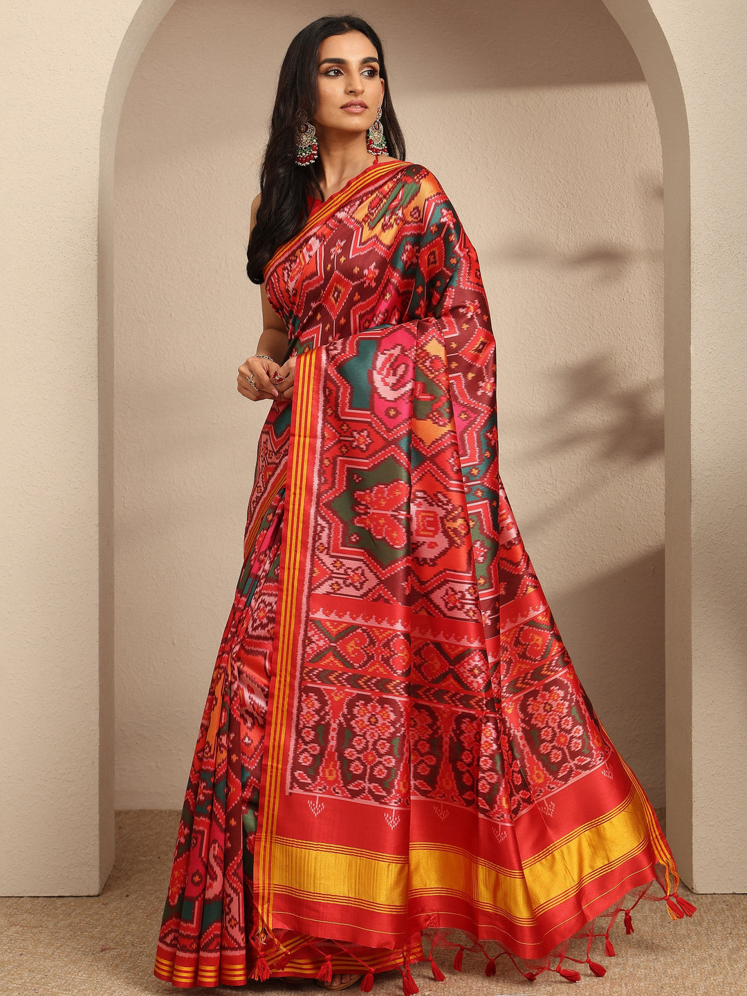 Multi Printed Silk Saree With Unstitched Blouse Piece