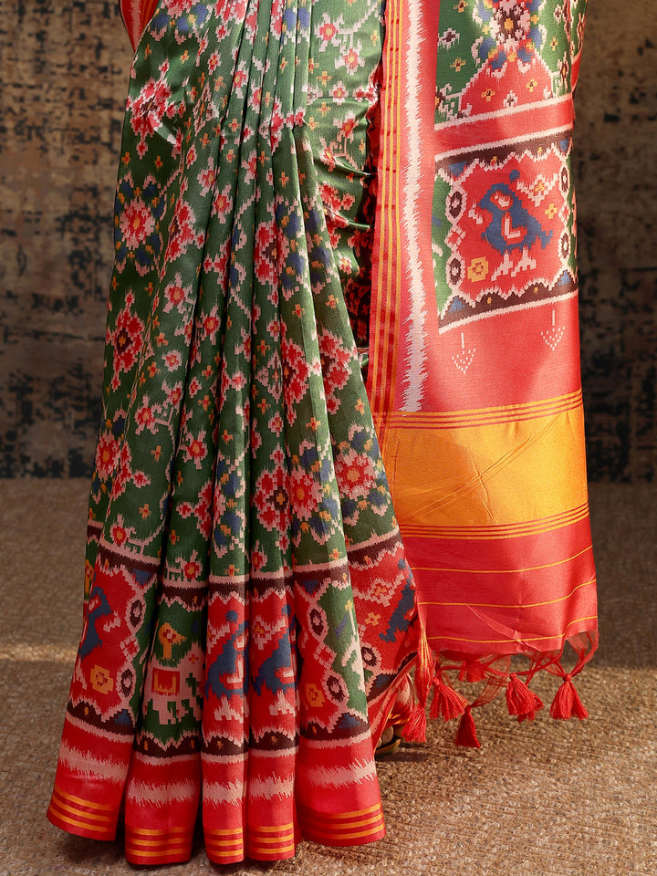 Red Ikat Printed Silk Saree With Unstitched Blouse Piece