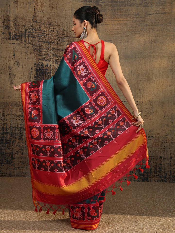 Green Solid Silk Saree With Unstitched Blouse Piece