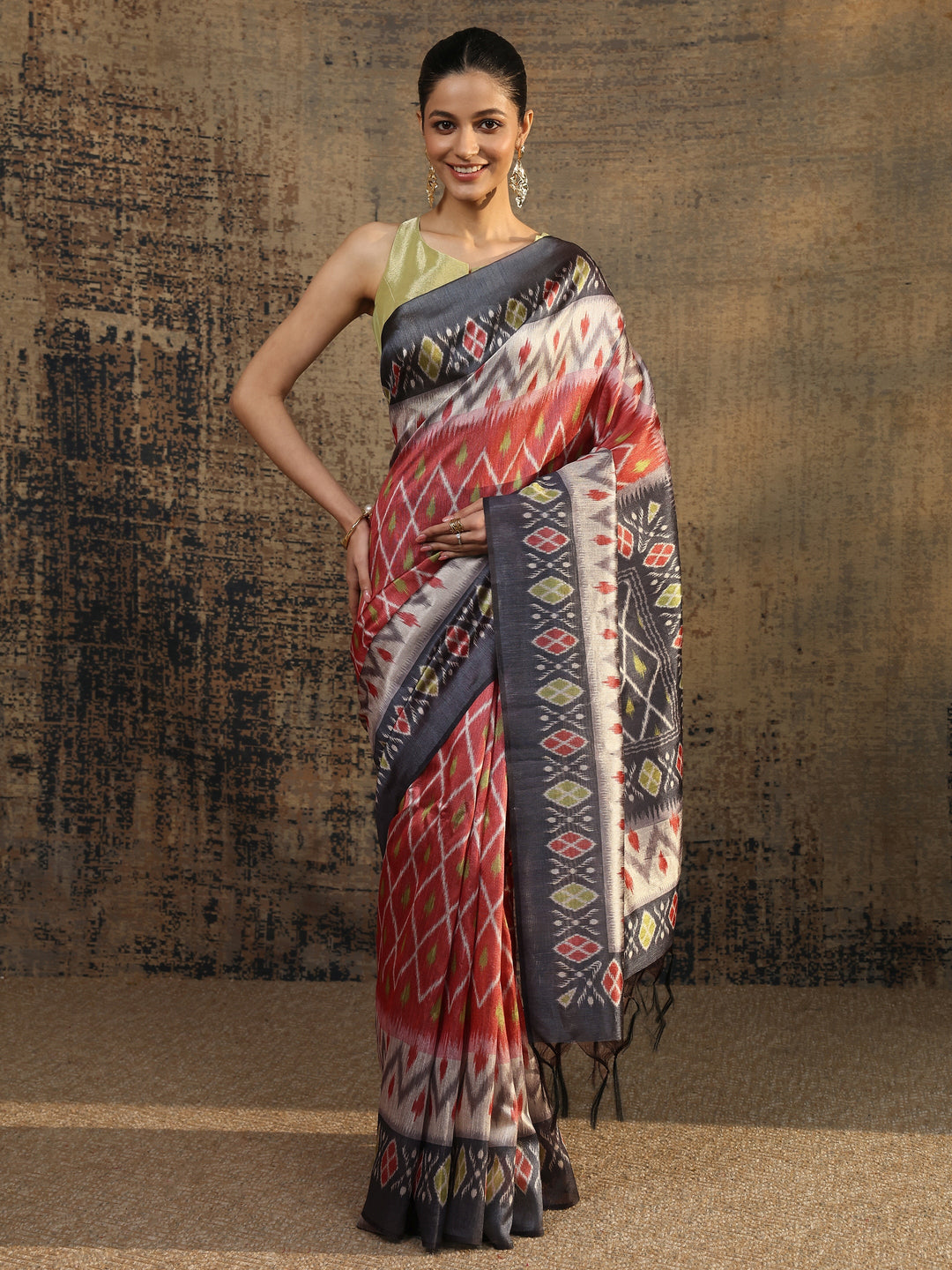 Orange Printed Silk Saree With Unstitched Blouse Piece