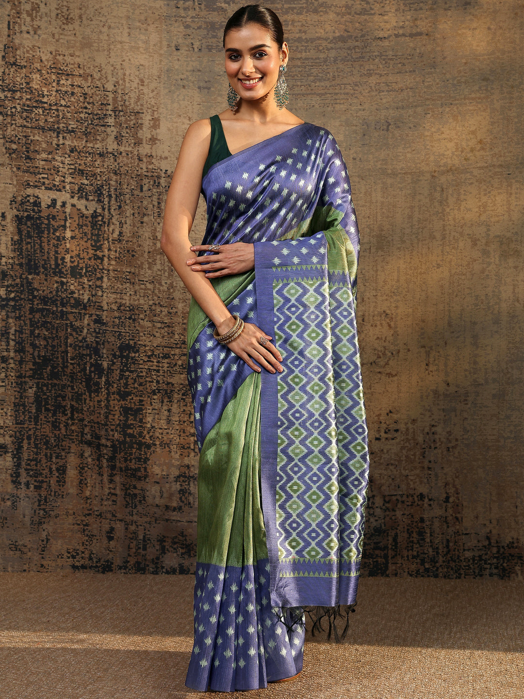 Navy Blue Ikat Solid Silk Saree With Unstitched Blouse Piece