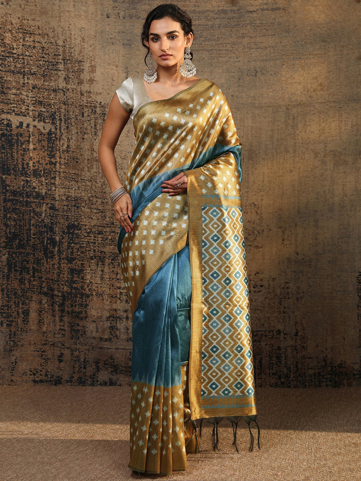 Gold Solid Silk Saree With Unstitched Blouse Piece