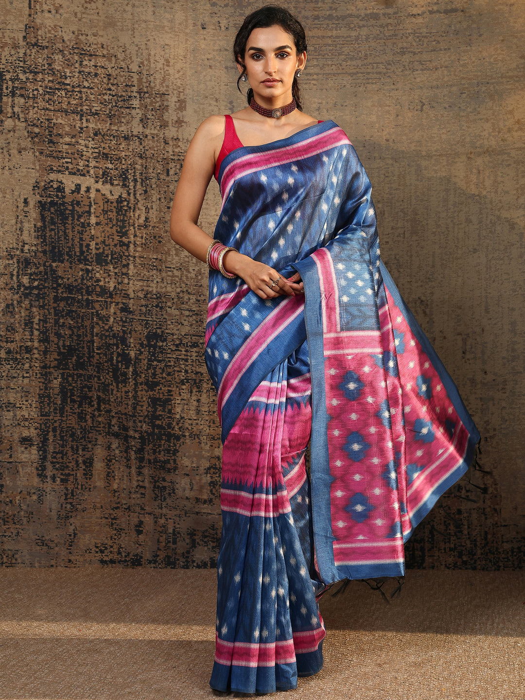 Navy Blue Ikat Printed Silk Saree With Unstitched Blouse Piece