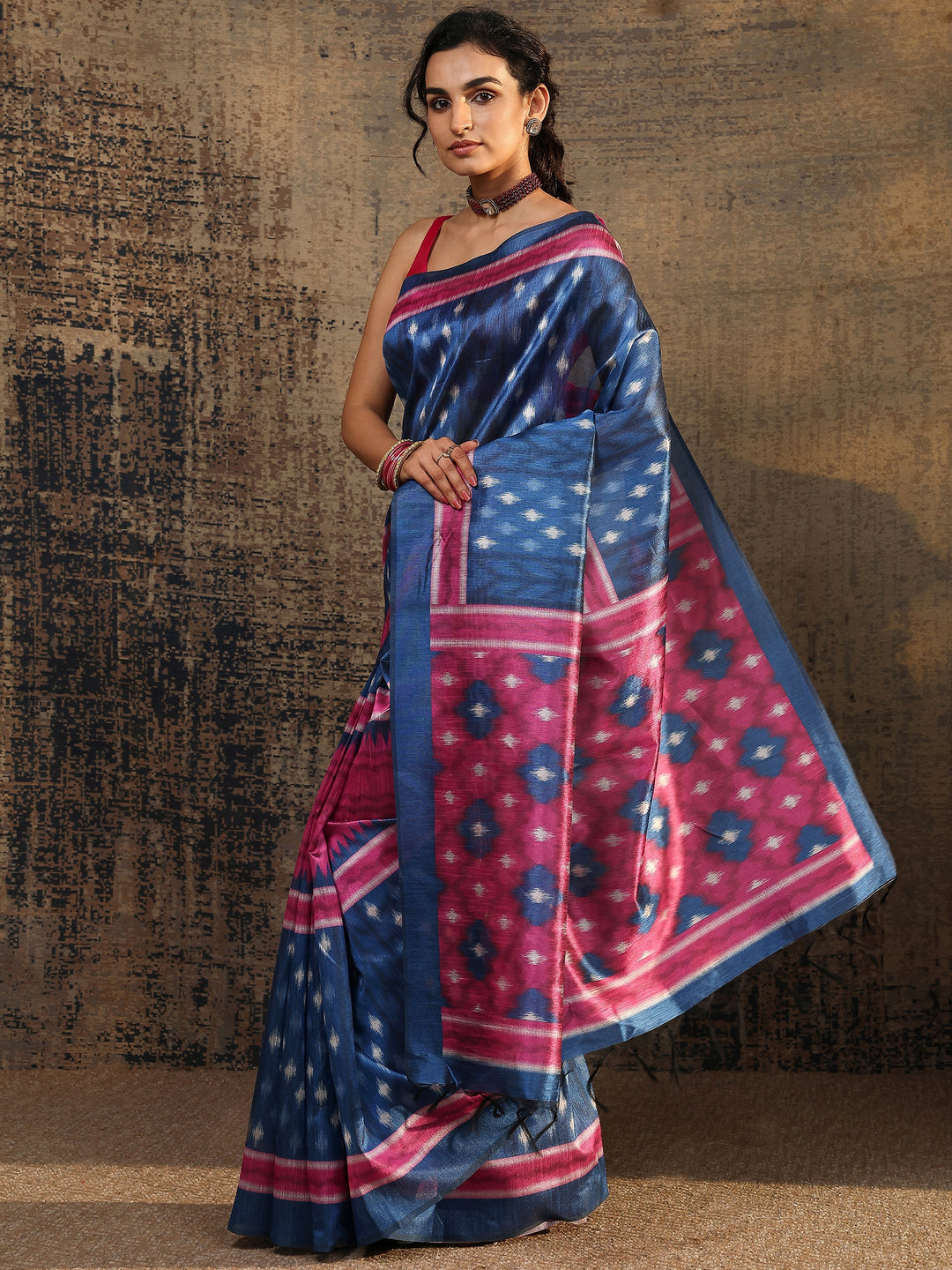 Navy Blue Ikat Printed Silk Saree With Unstitched Blouse Piece