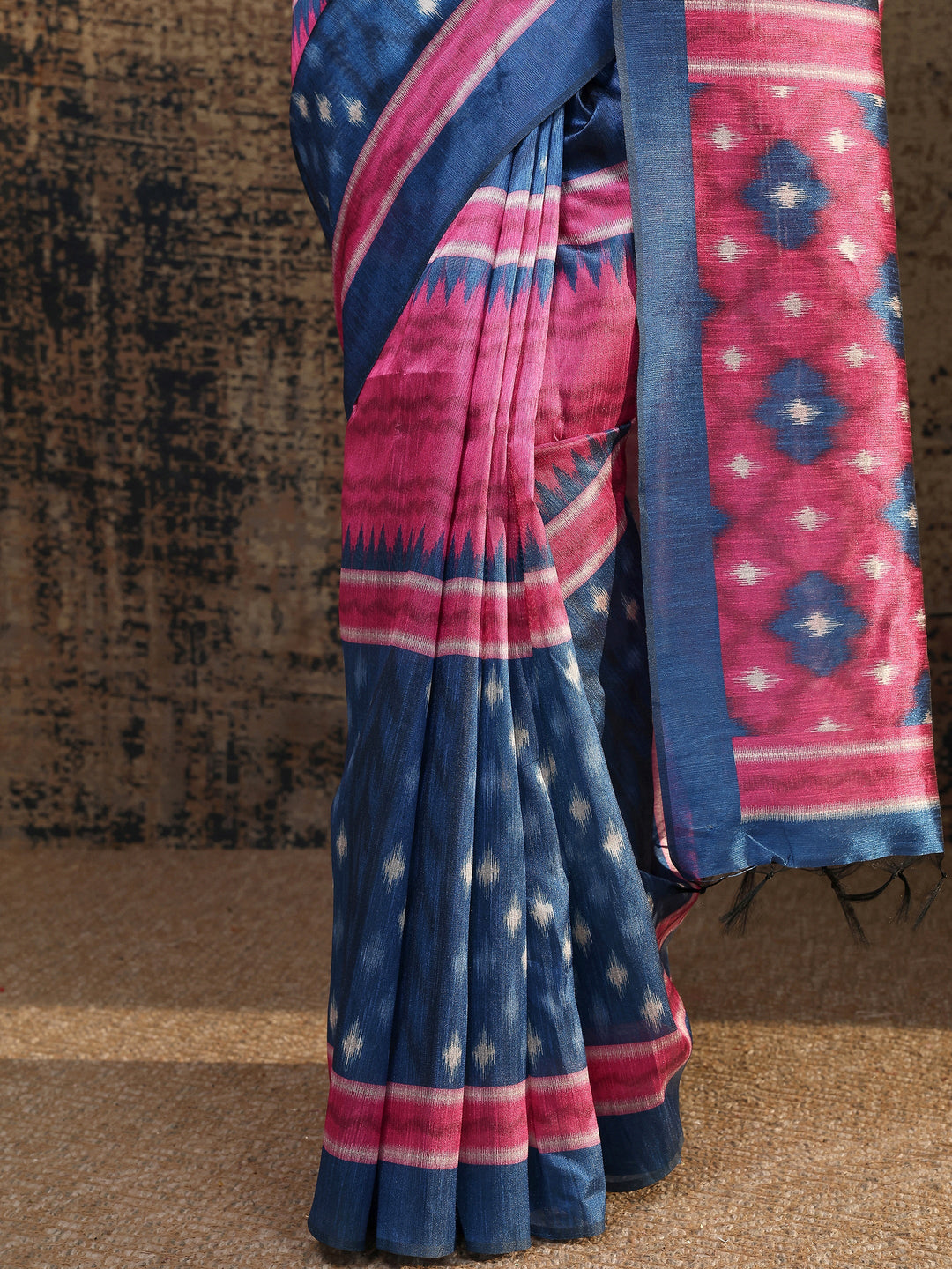 Navy Blue Ikat Printed Silk Saree With Unstitched Blouse Piece