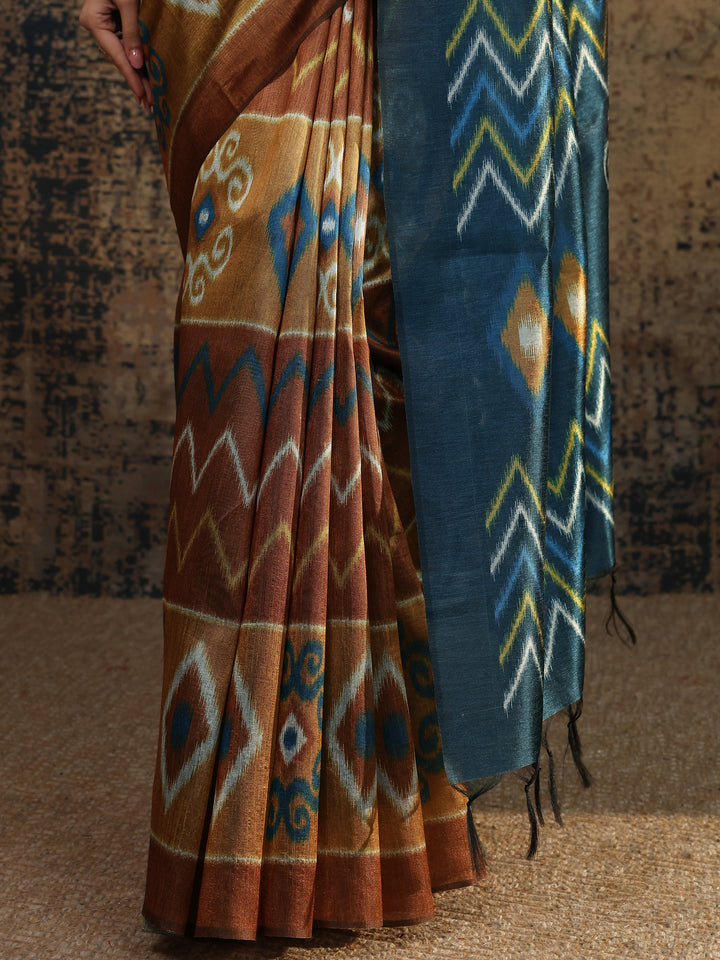 Mustard Chevron Printed Silk Saree With Unstitched Blouse Piece