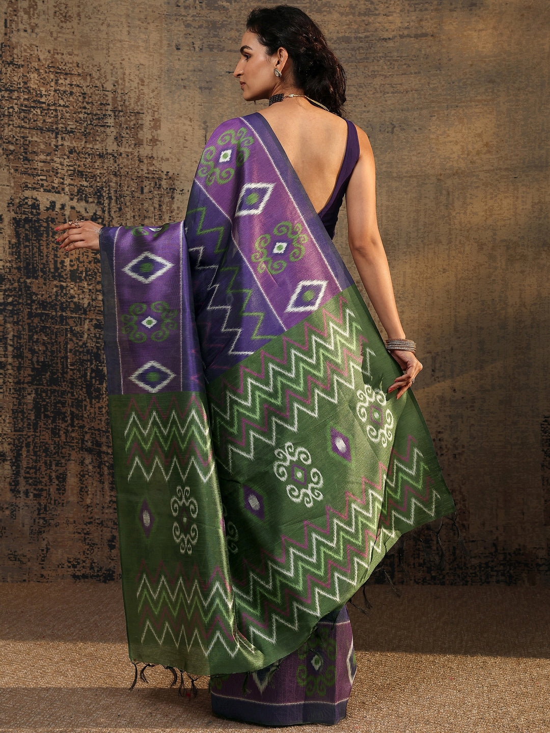 Purple Ikat Printed Silk Saree With Unstitched Blouse Piece
