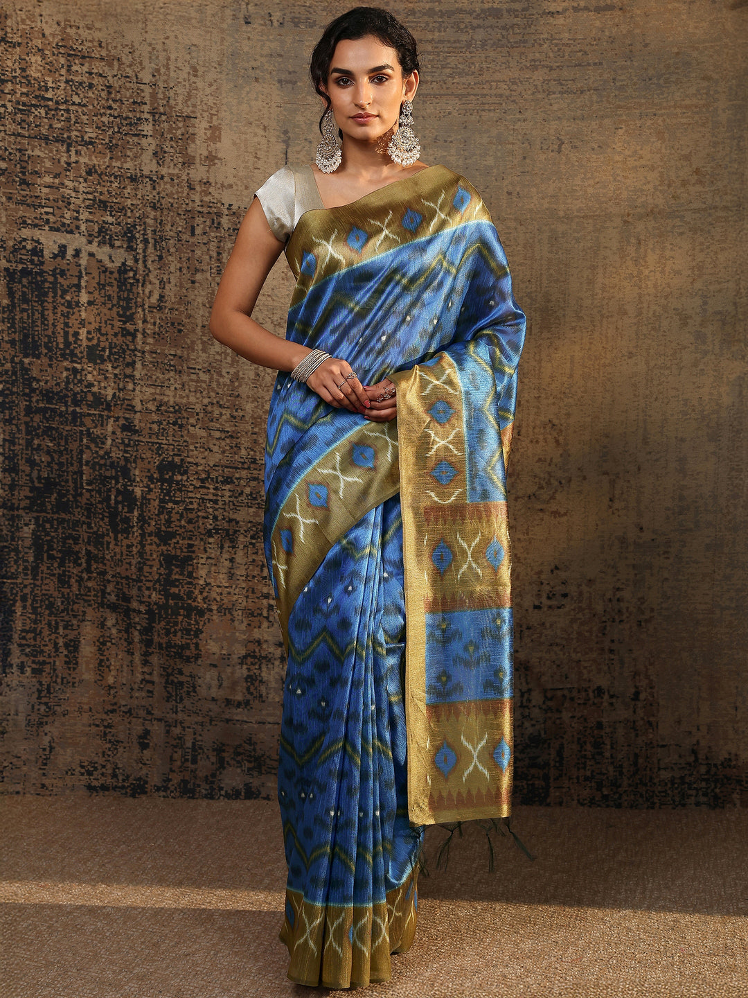 Blue Ikat Printed Silk Saree With Unstitched Blouse Piece