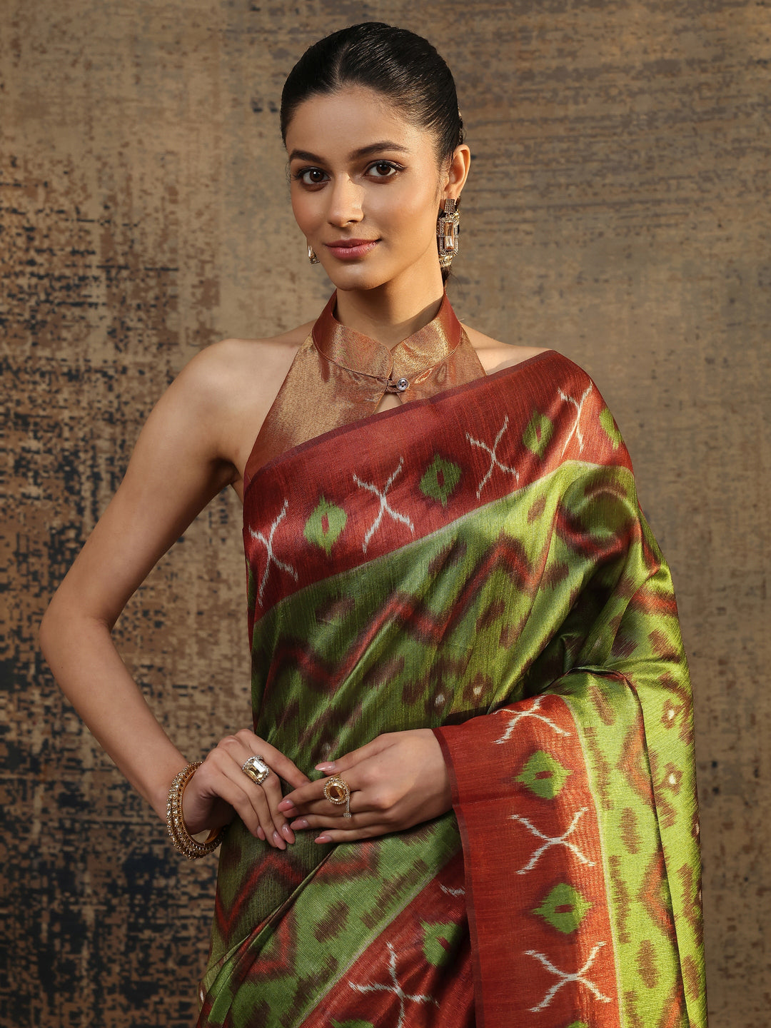 Green Chevron Printed Silk Saree With Unstitched Blouse Piece