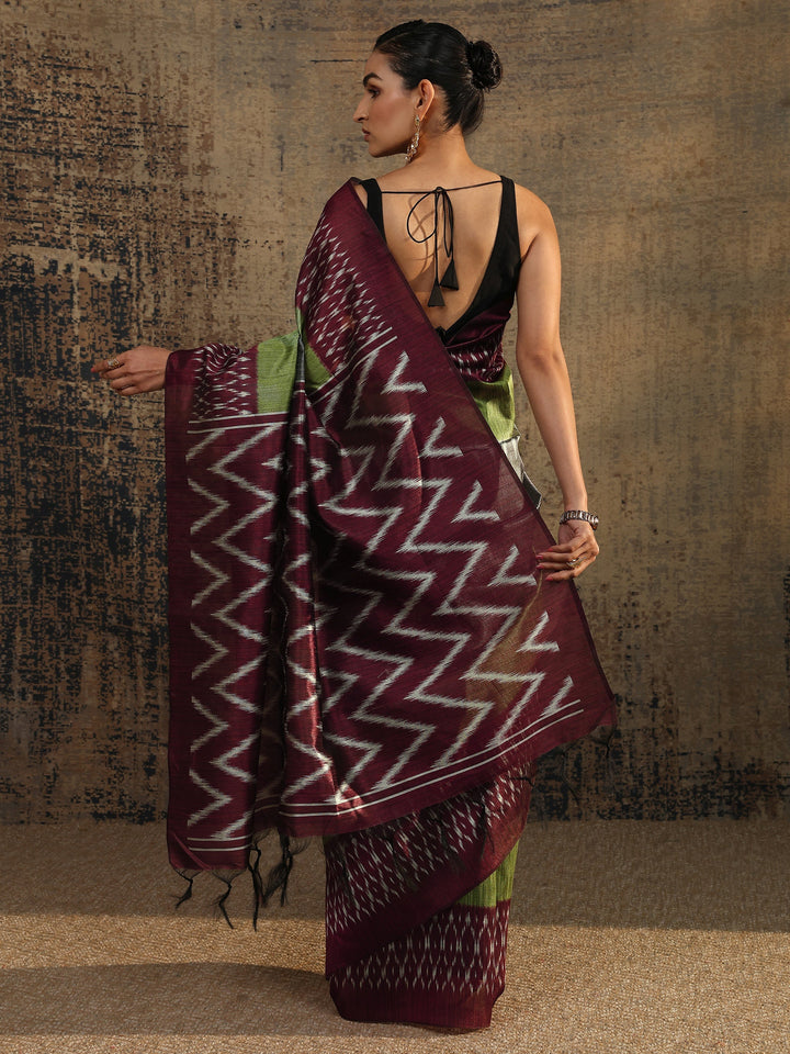 Multi Chevron Printed Silk Saree With Unstitched Blouse Piece