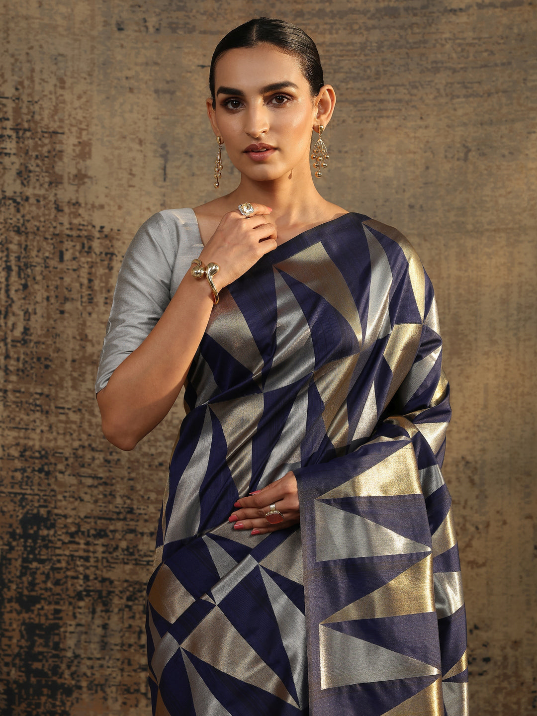 Navy Blue Woven Design Silk Blend Saree With Unstitched Blouse Piece