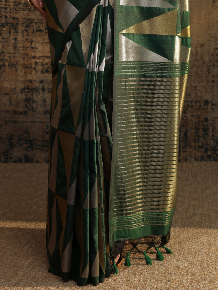 Green Woven Design Silk Blend Saree With Unstitched Blouse Piece