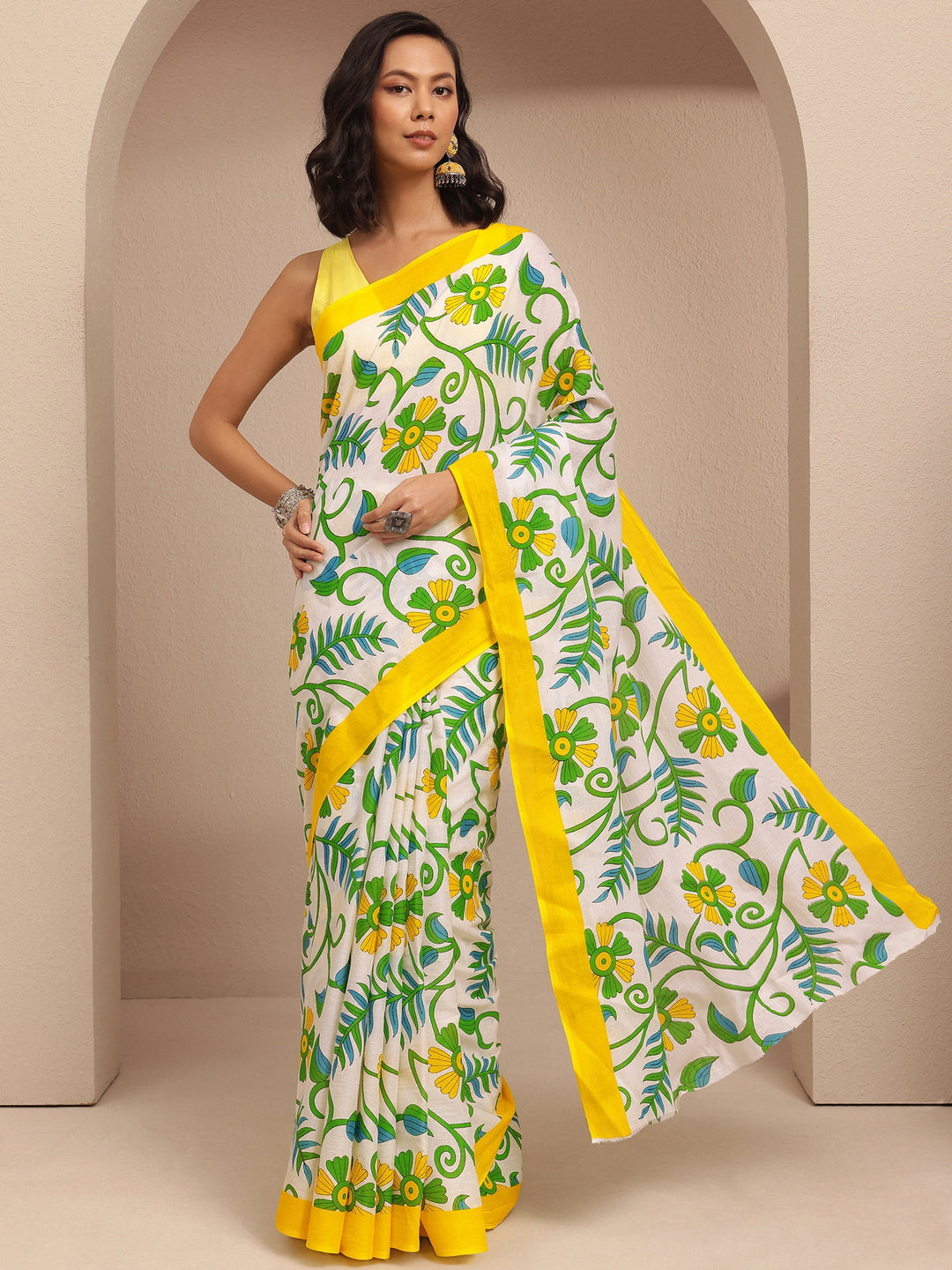 Yellow Printed Cotton Saree With Unstitched Blouse Piece