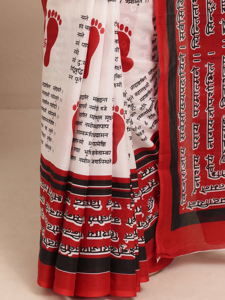 Red Printed Cotton Saree With Unstitched Blouse Piece