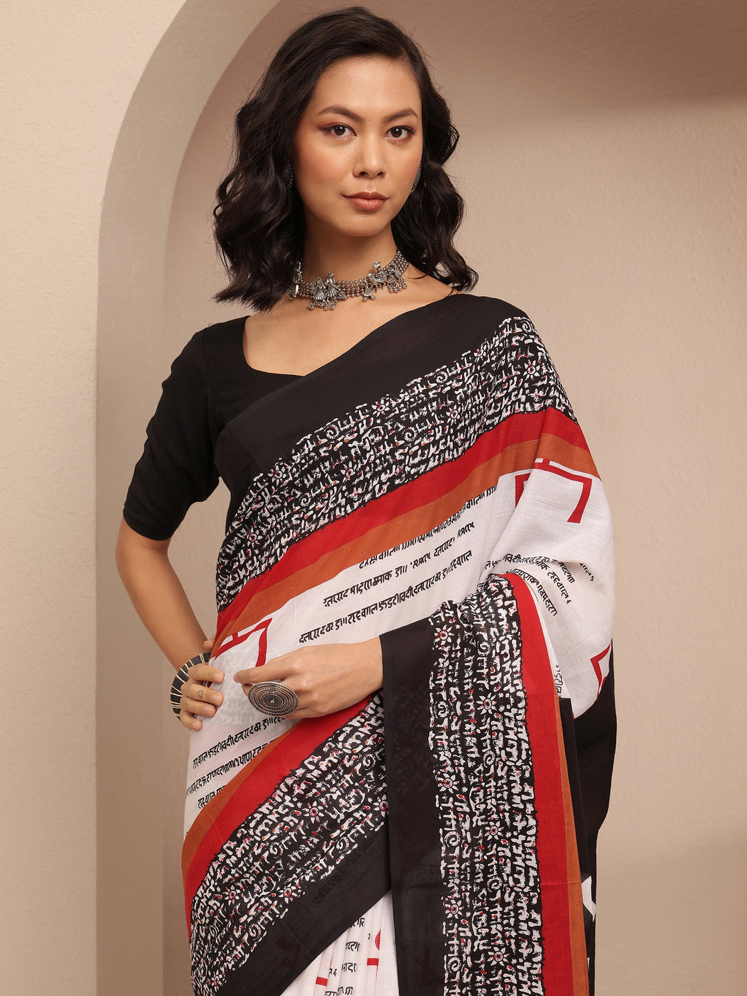 Black Printed Cotton Saree With Unstitched Blouse Piece