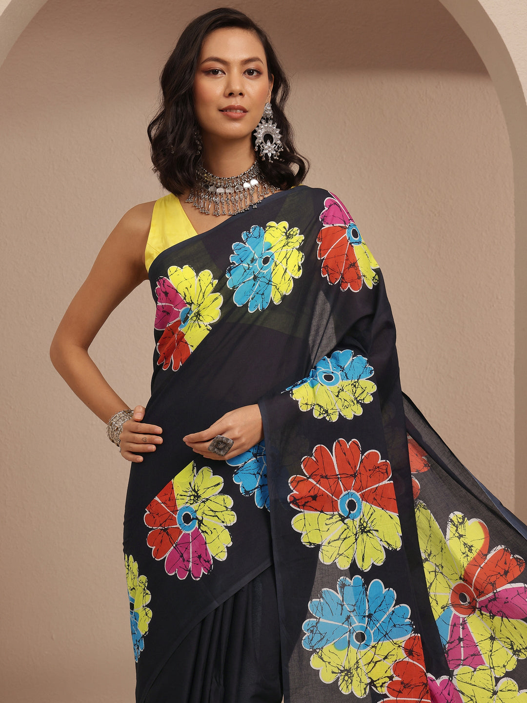Black Printed Cotton Saree With Unstitched Blouse Piece