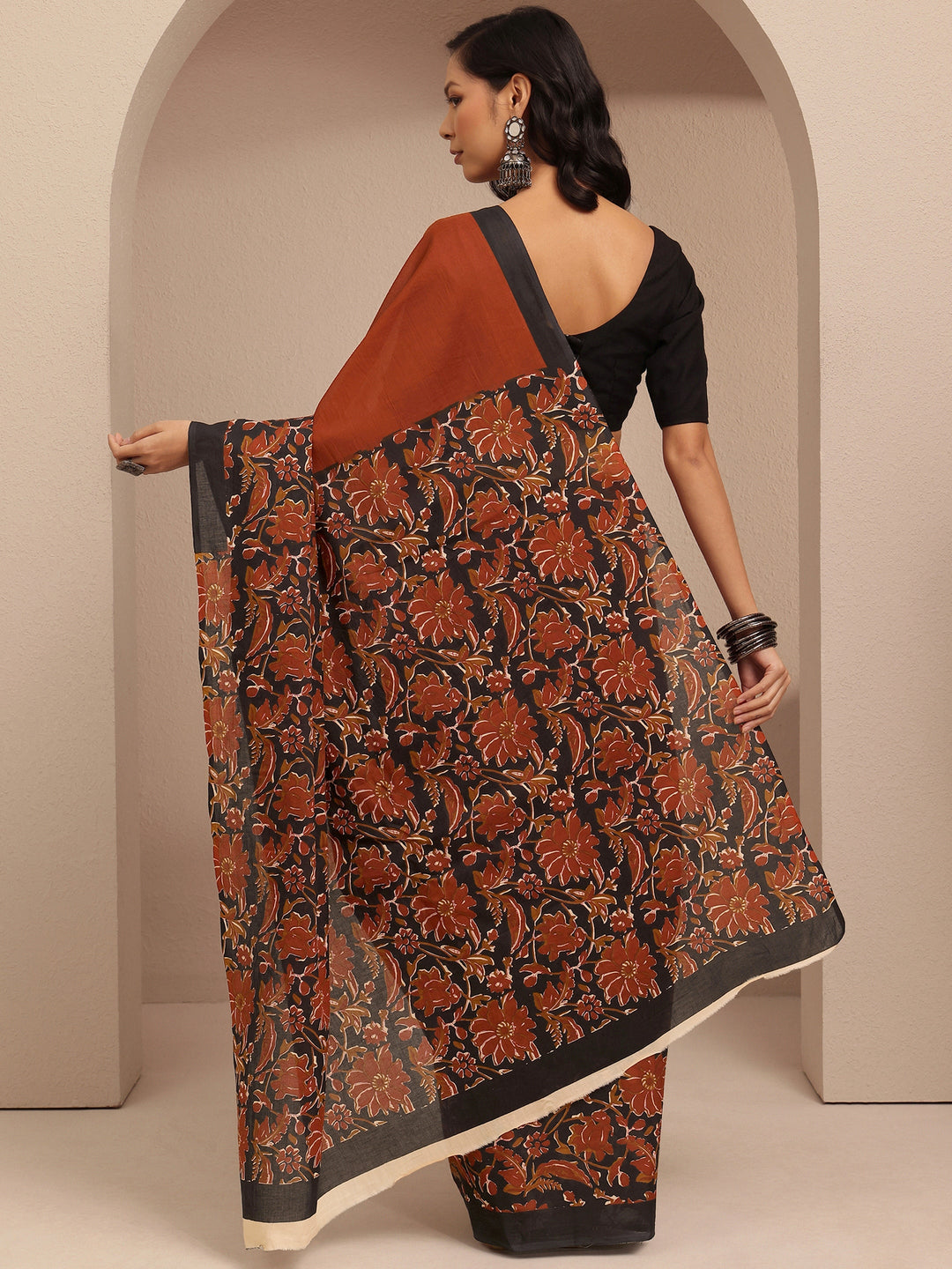 Rust Solid Cotton Saree With Unstitched Blouse Piece