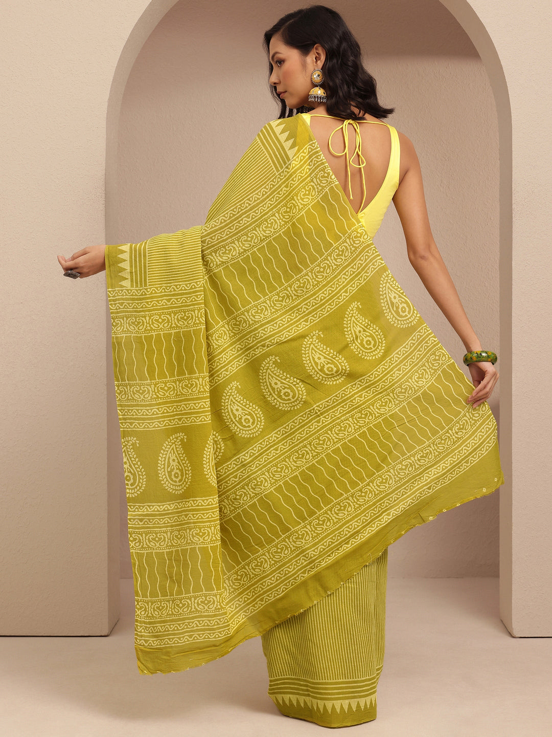 Lime Green Striped Printed Cotton Saree With Unstitched Blouse Piece