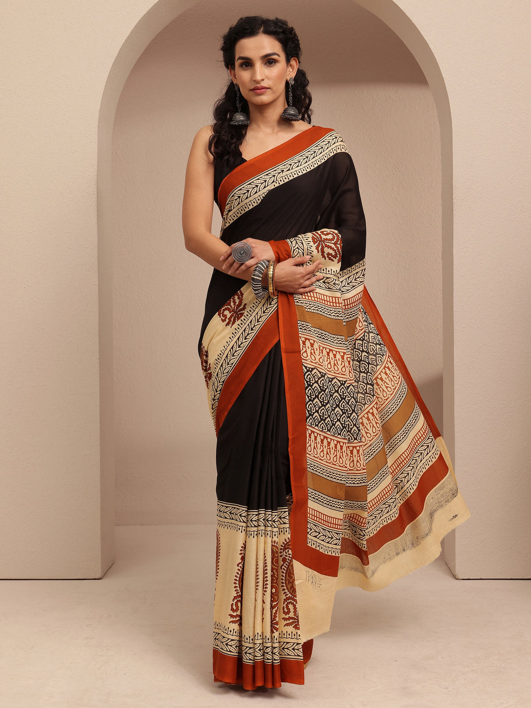 Black Printed Cotton Saree With Unstitched Blouse Piece