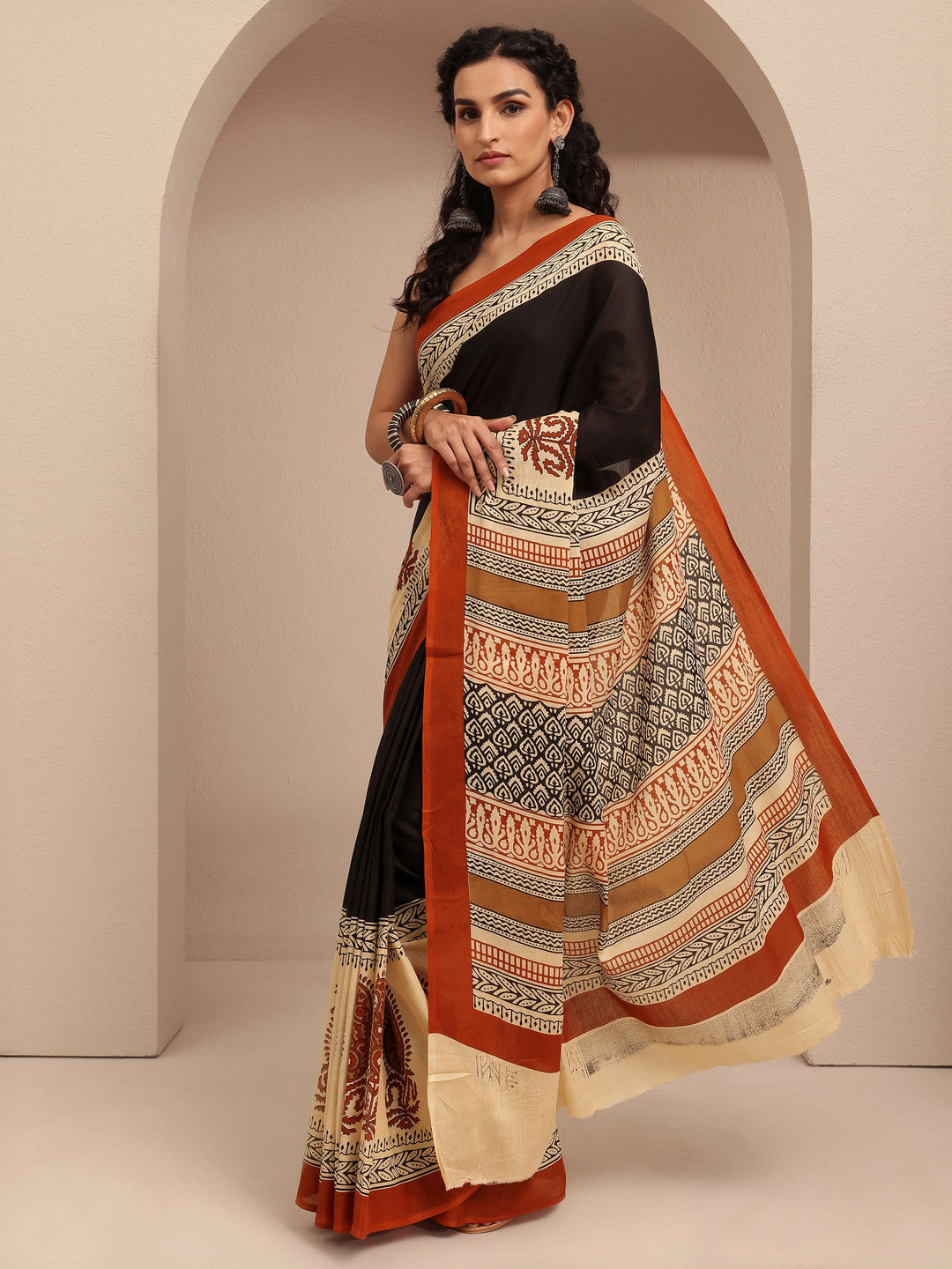 Black Printed Cotton Saree With Unstitched Blouse Piece