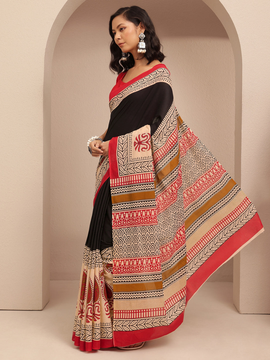Black Block Printed Cotton Saree With Unstitched Blouse Piece