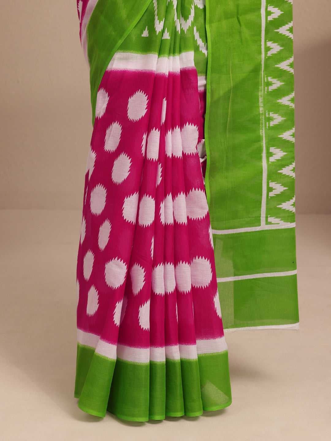 Green Ikat Printed Cotton Saree With Unstitched Blouse Piece