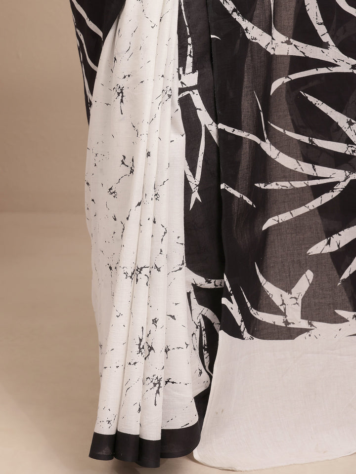 Black Printed Cotton Saree With Unstitched Blouse Piece