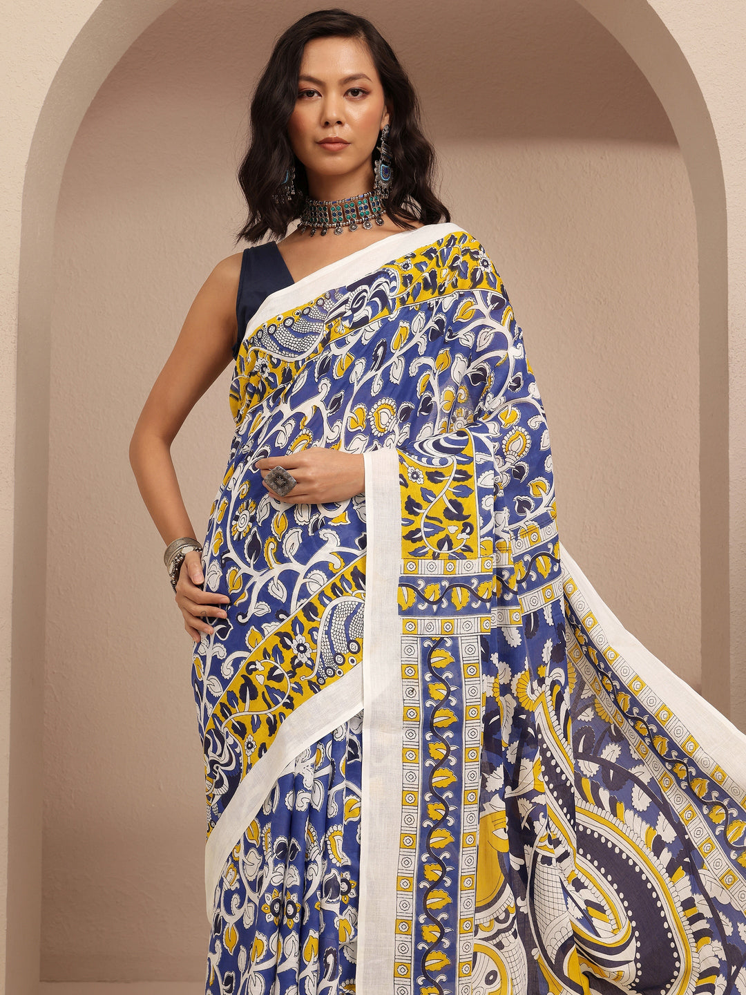 Navy Blue Printed Cotton Saree With Unstitched Blouse Piece