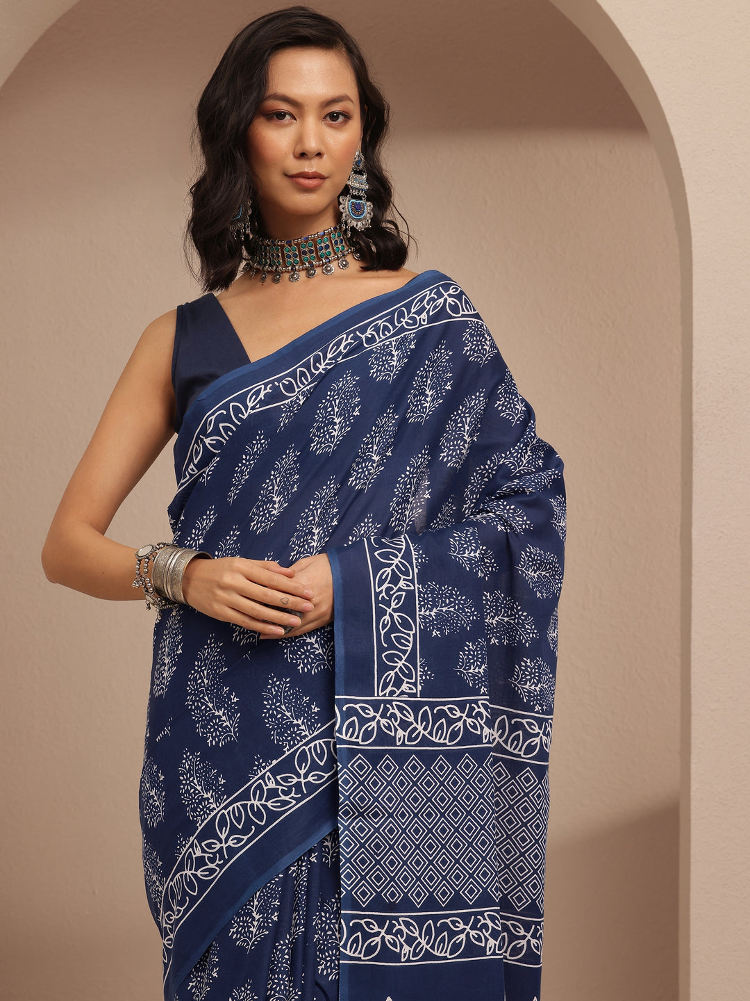 Libas Navy Blue Printed Cotton Saree With Unstitched Blouse Piece