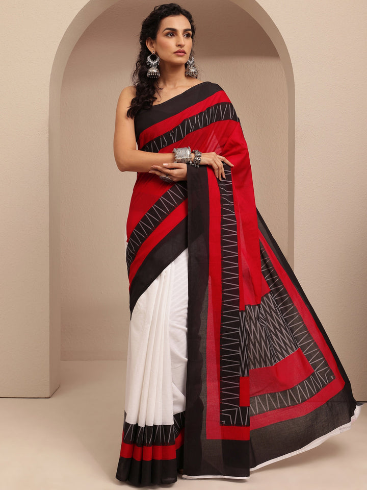 Red Solid Cotton Saree With Unstitched Blouse Piece