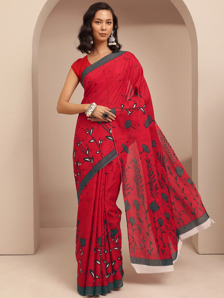 Red Printed Cotton Saree With Unstitched Blouse Piece